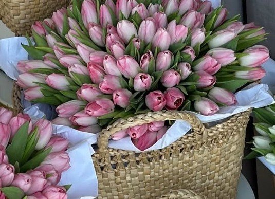 Parisian Pink Tulip Basket